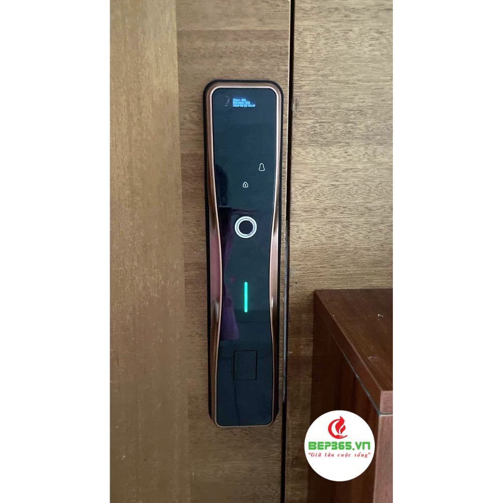 Hình ảnh thực tế khóa cửa thông minh tự động Demax SL668 AC APP WIFI