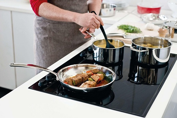 Mua bếp từ trả góp tại bep365