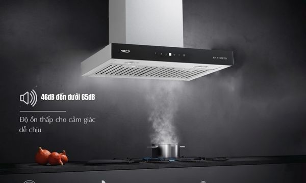 Độ ồn của máy hút mùi Chefs dao động từ 46dB đến dưới 65dB, hoạt động khá êm ái