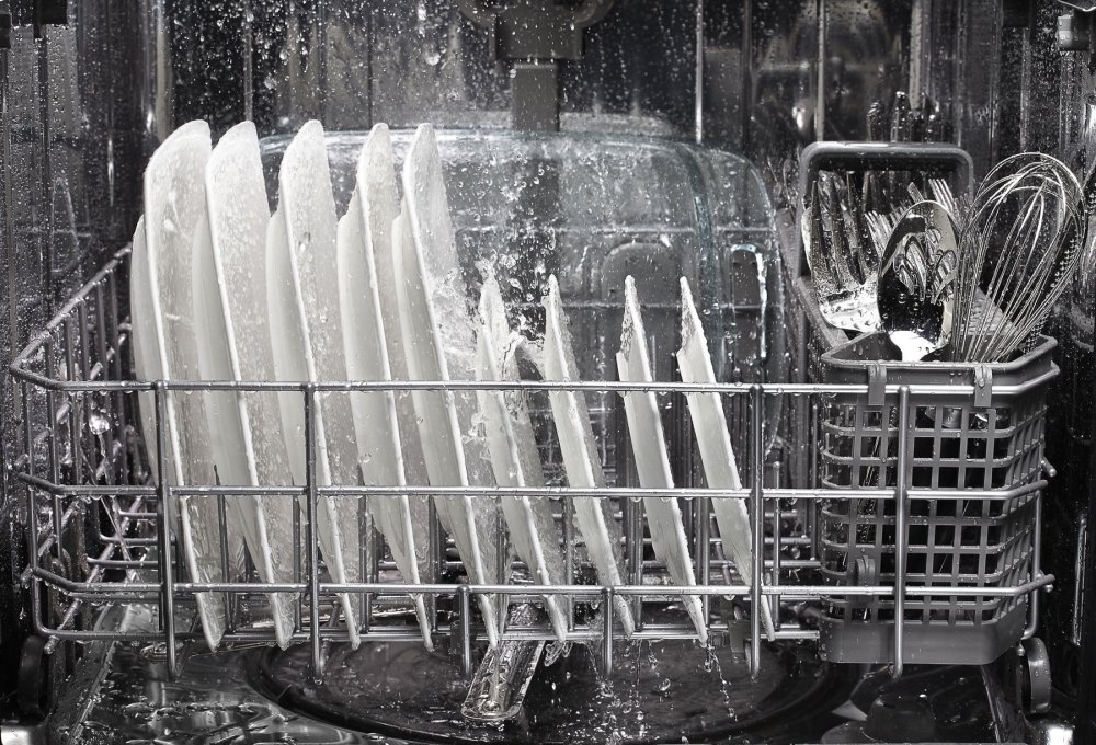 Hình ảnh hoạt động của máy rửa bát