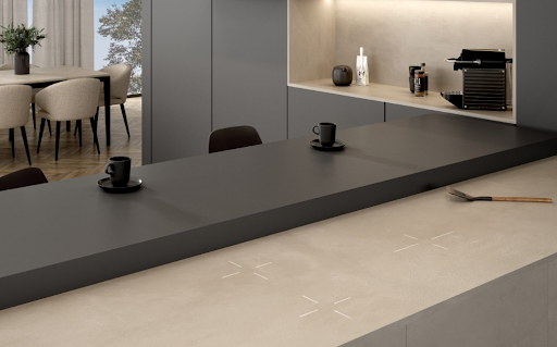 Khám phá bếp tàng hình tại Bếp 365