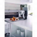 Máy pha cafe tự động Delonghi ESAM4200S Magnifica