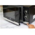 Lò vi sóng Electrolux EMM2318X