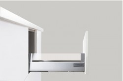 Ray hộp kính Hafele 552.03.795 Alto giảm chấn màu trắng mờ H84xD500mm