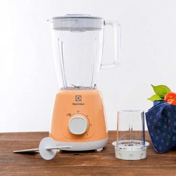 Máy xay sinh tố Electrolux EBR3526