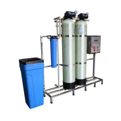 Máy lọc nước tổng đầu nguồn Karofi KTF - 332